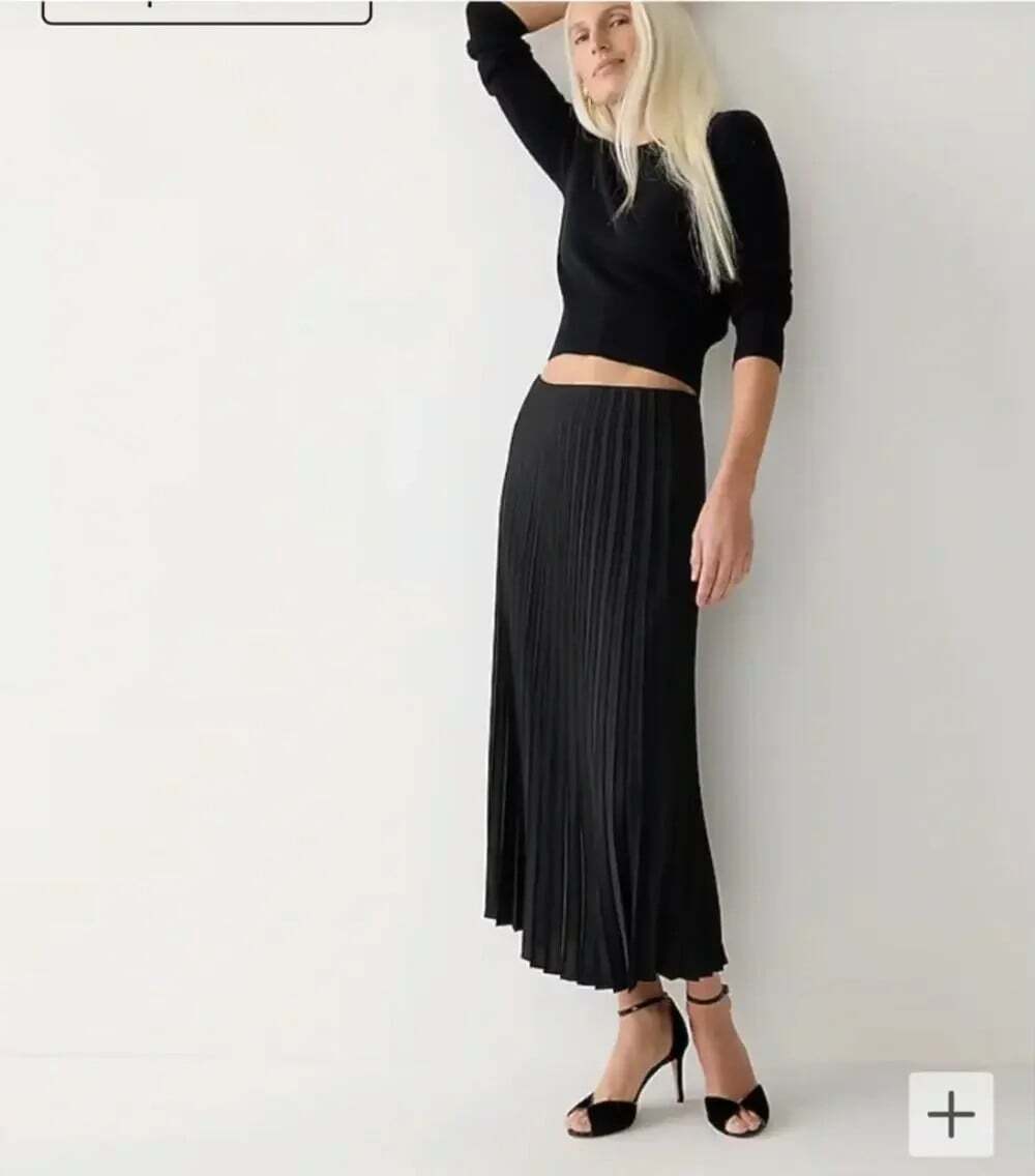 J.Crew Gwyneth Pleated Midi Skirt Size Small Black Minimal Work Career Classic